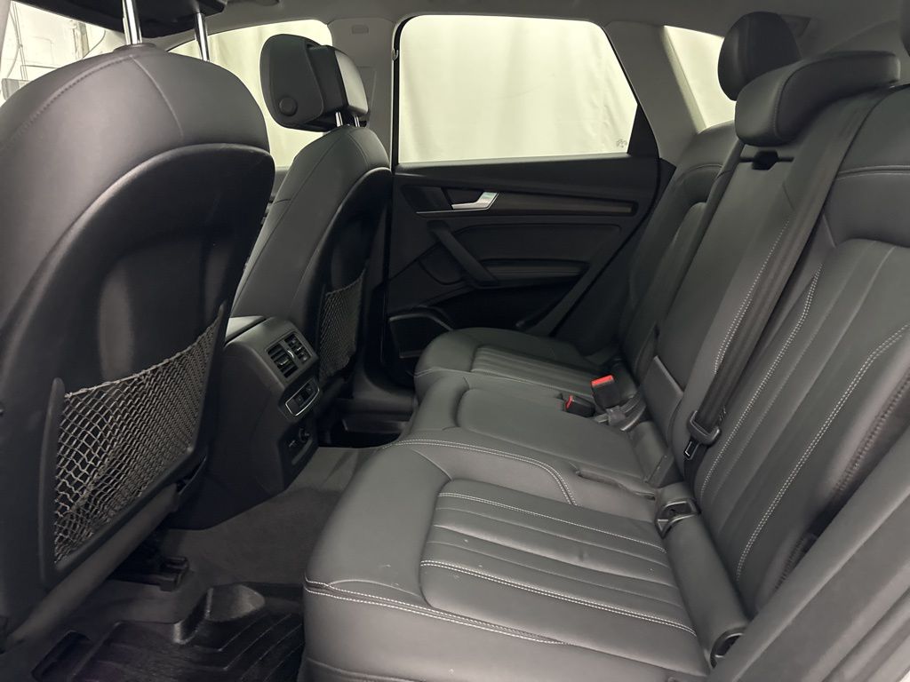 2021 Audi Q5 45 Premium Plus photo 13