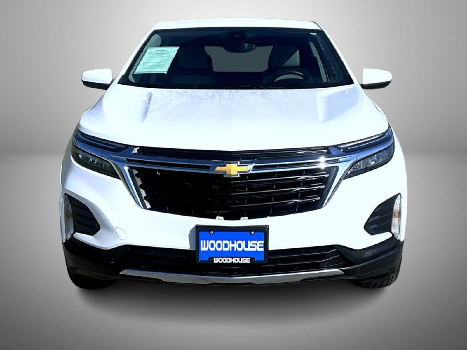 2023 Chevrolet Equinox LT photo 2