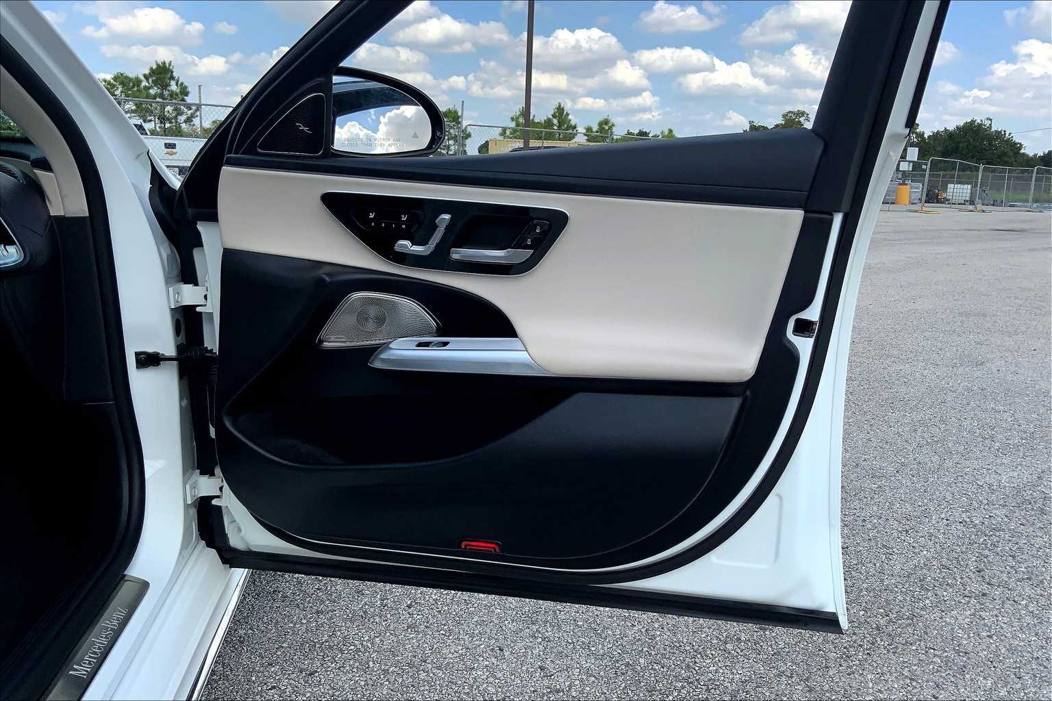 2024 Mercedes Benz E 350 4MATIC Sedan photo 21