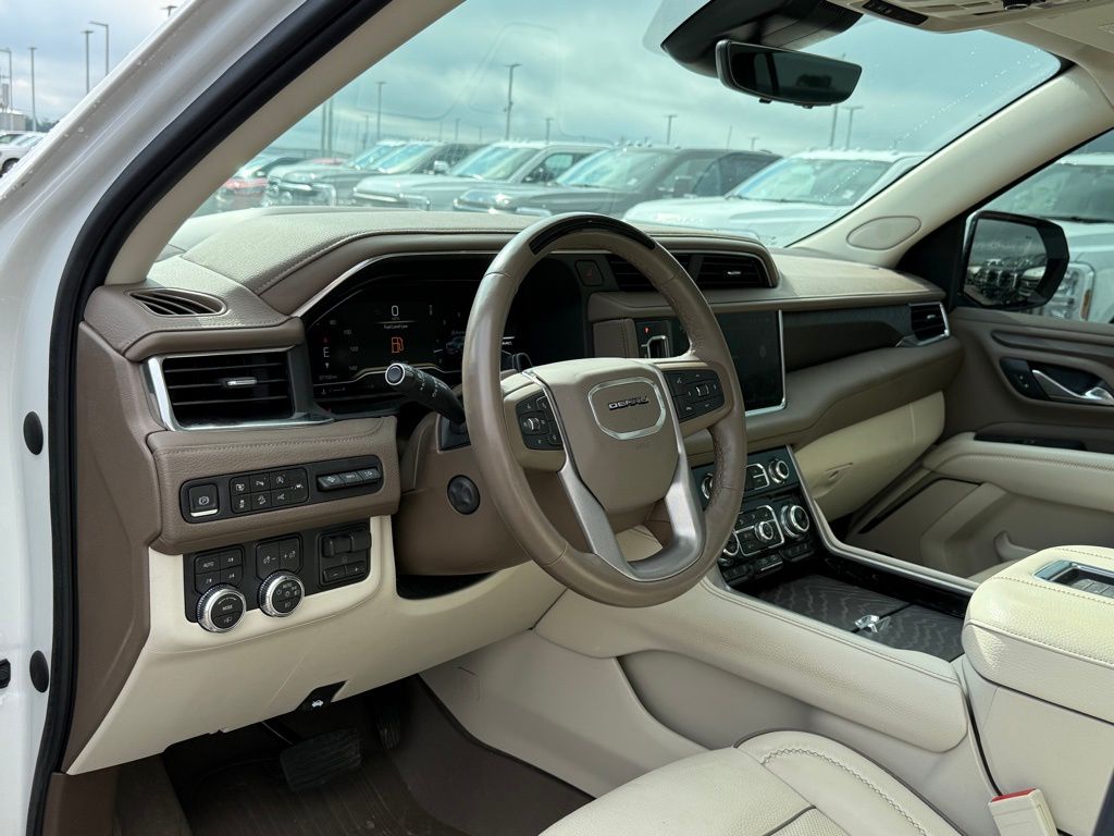 2023 Gmc Yukon XL Denali photo 2