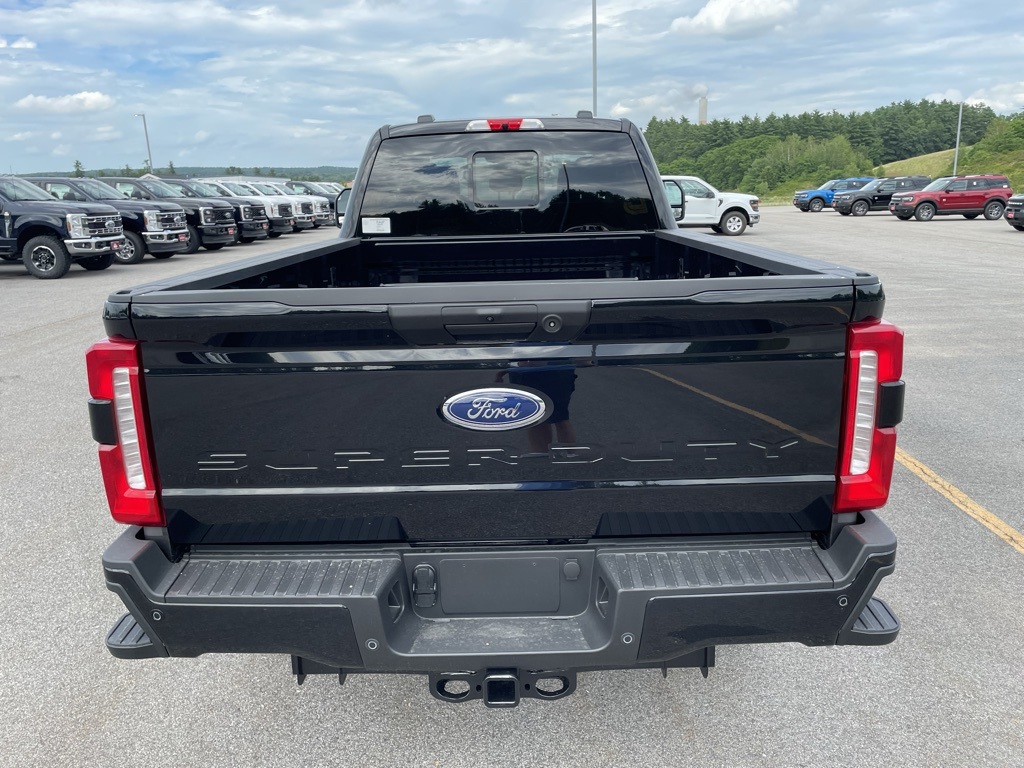 2025 Ford F-250 XL photo 3