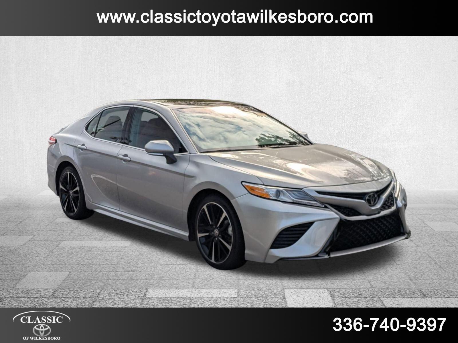 2020 Toyota Camry XSE photo 3