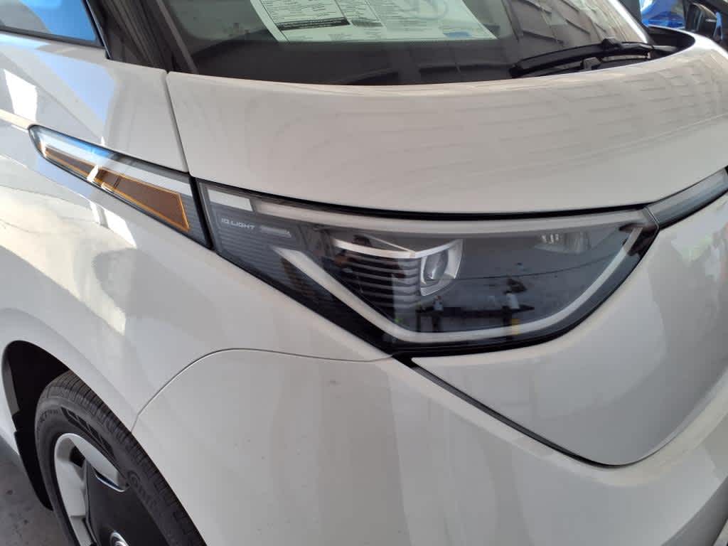 2025 Volkswagen ID. Buzz Pro S photo 2