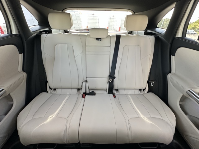 2022 Mercedes Benz GLA 250 4MATIC photo 13