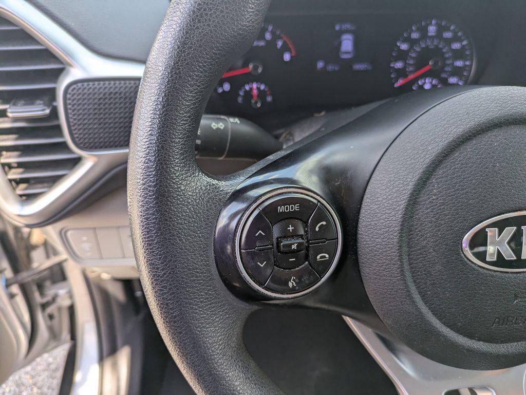 2020 Kia Soul LX S X-Line photo 12