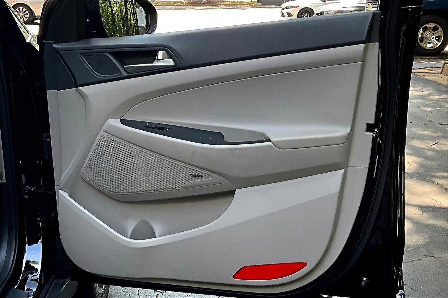 2020 Hyundai Tucson Sport photo 21