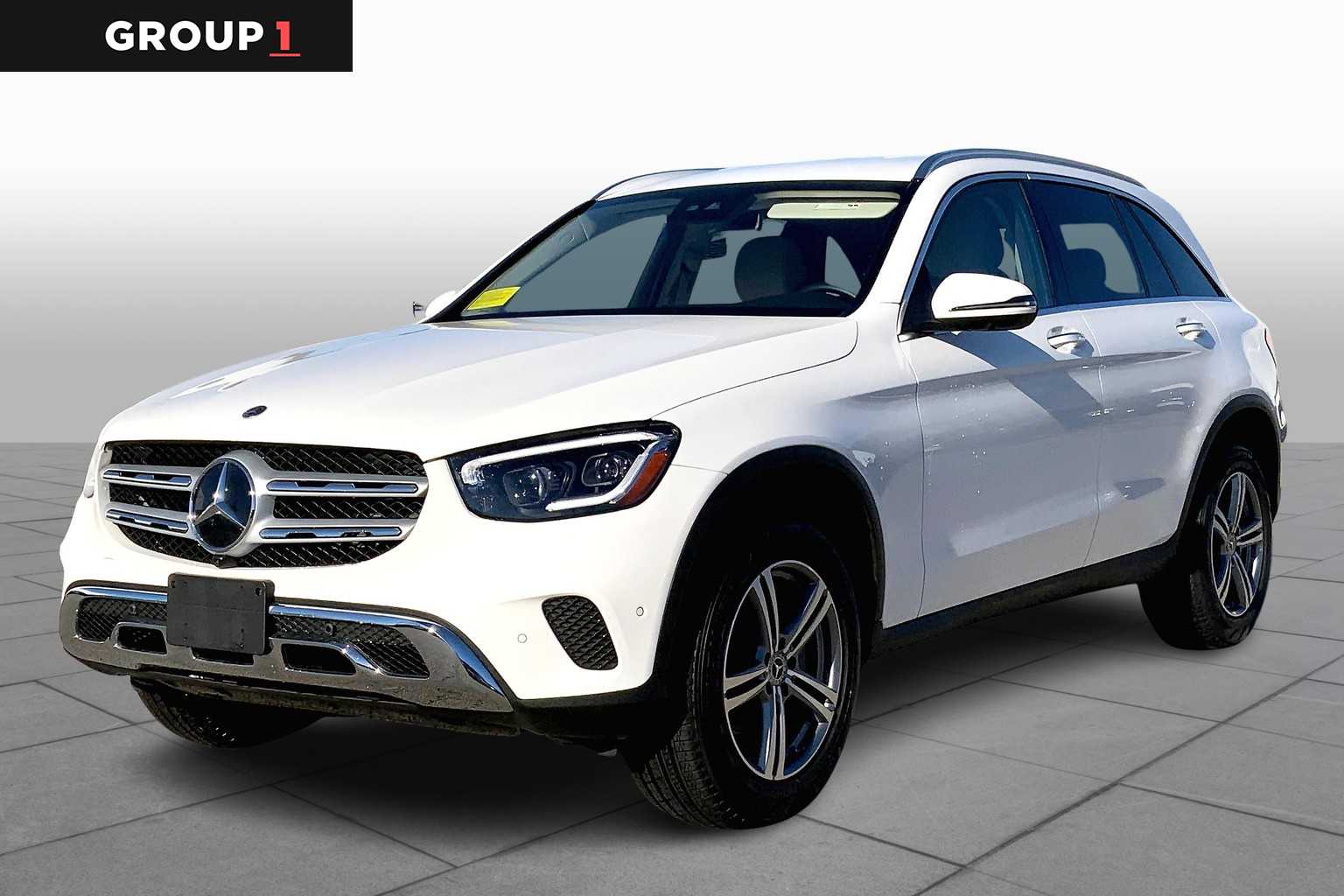 2022 Mercedes-Benz GLC GLC300's photo