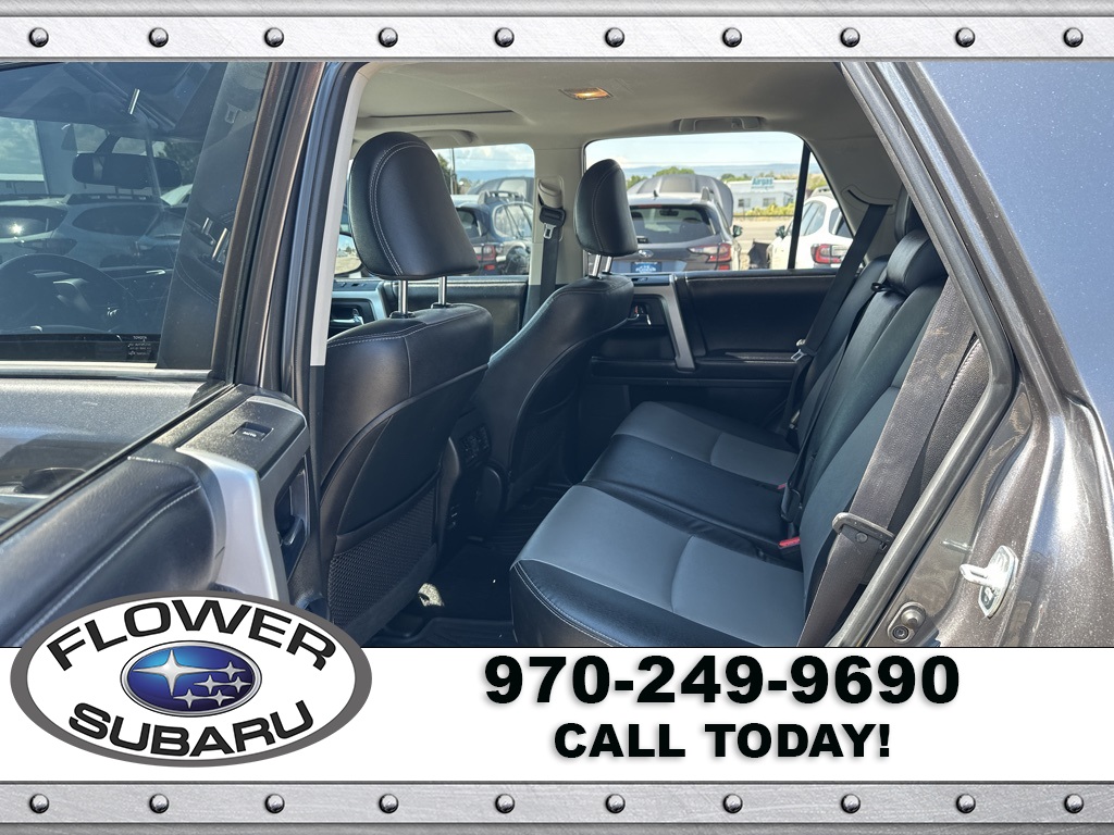 2016 Toyota 4Runner SR5 Premium photo 15