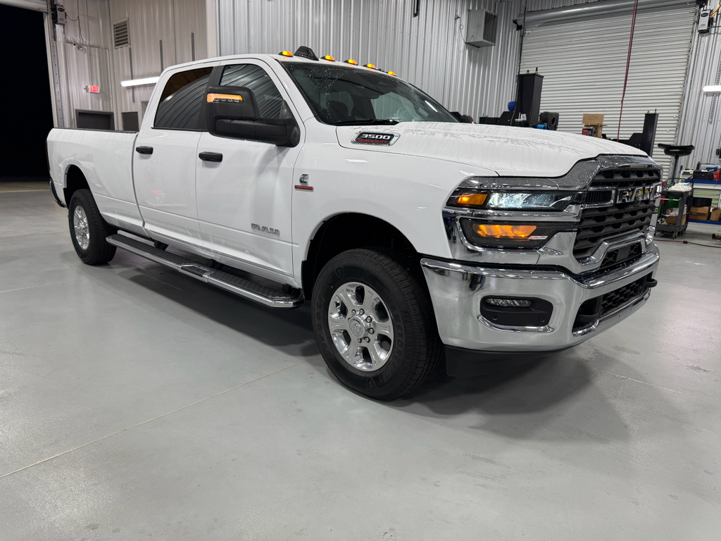 2025 Ram 3500 Big Horn photo 15