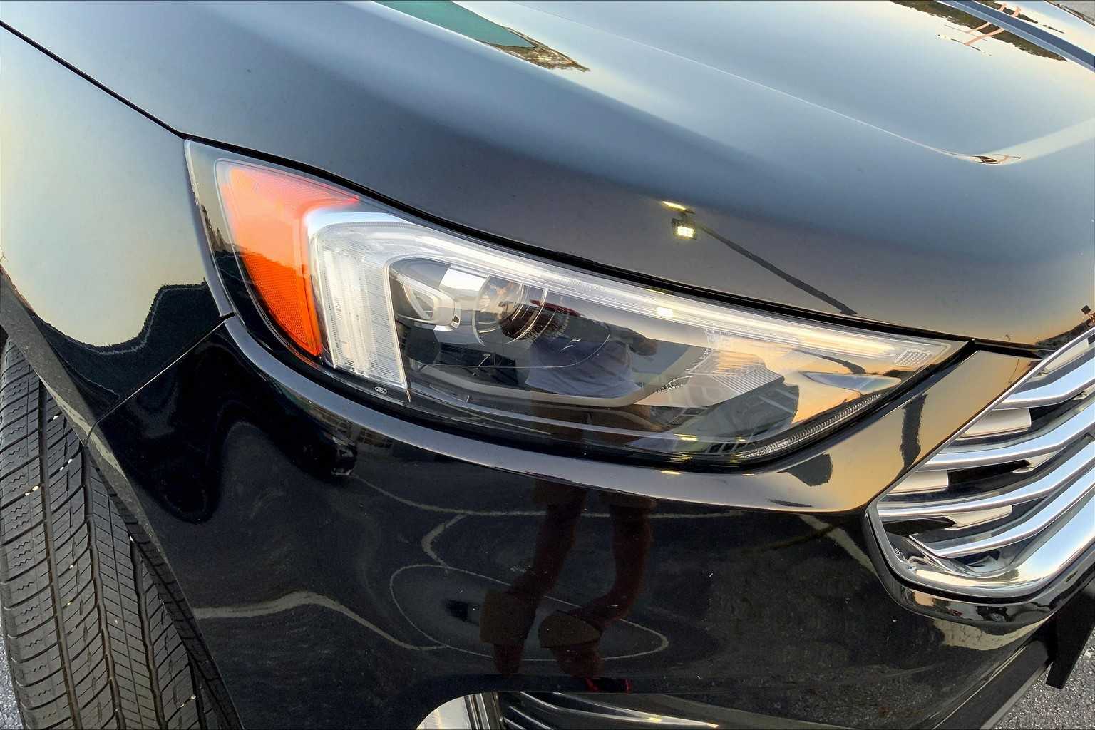 2023 Ford Edge Titanium photo 25