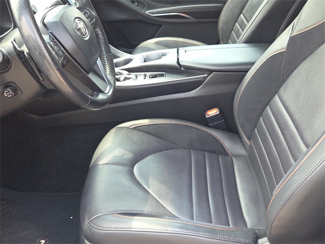 2019 Toyota Avalon Touring photo 16