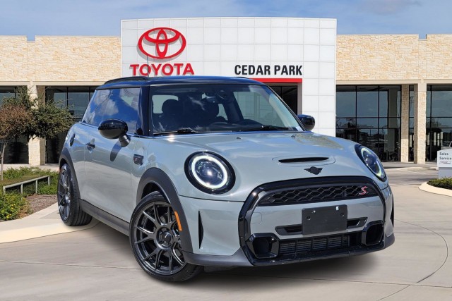 Pre-Owned 2023 MINI Hardtop 2 Door Cooper S Car in Cedar
