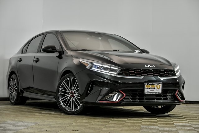 2022 Kia FORTE GT's photo