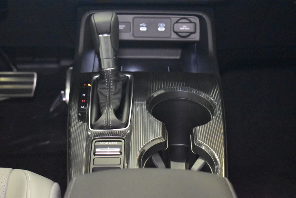 2026 Honda Civic Hybrid Sport Touring photo 13