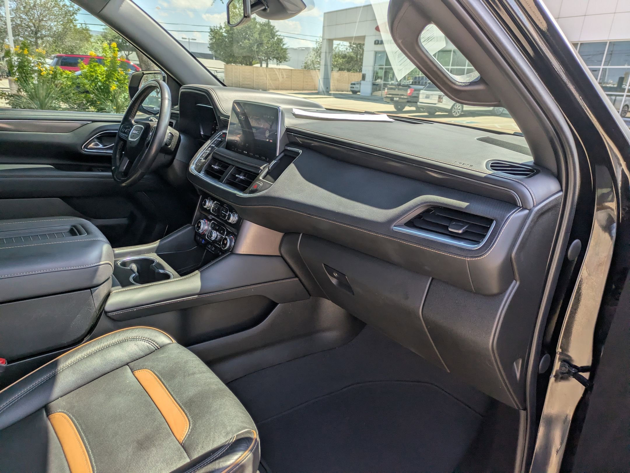 2023 Gmc Yukon XL AT4 photo 30