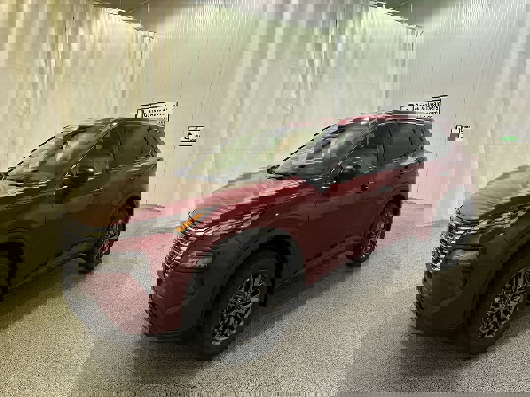 2026 Nissan Rogue S photo 3