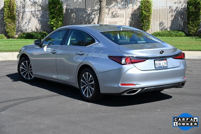 2025 Lexus ES 350 photo 4