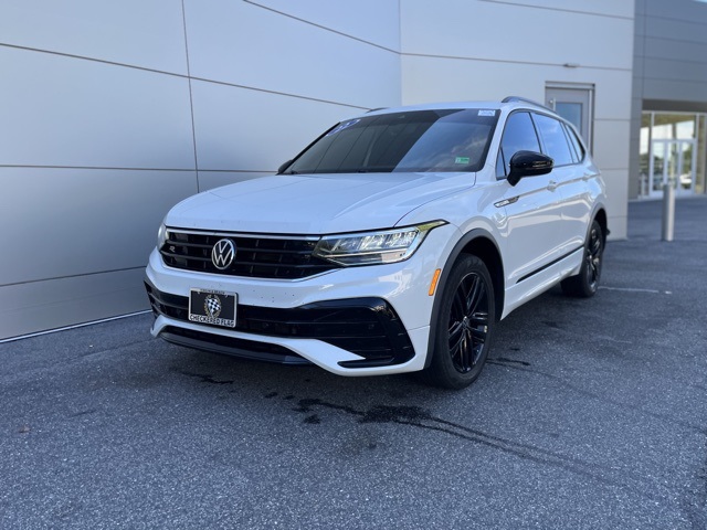 2022 Volkswagen Tiguan SE R-Line Black photo 10