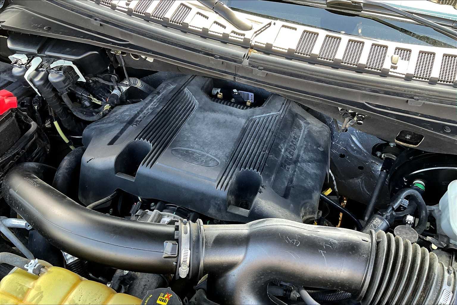 2020 Ford Expedition XLT photo 29