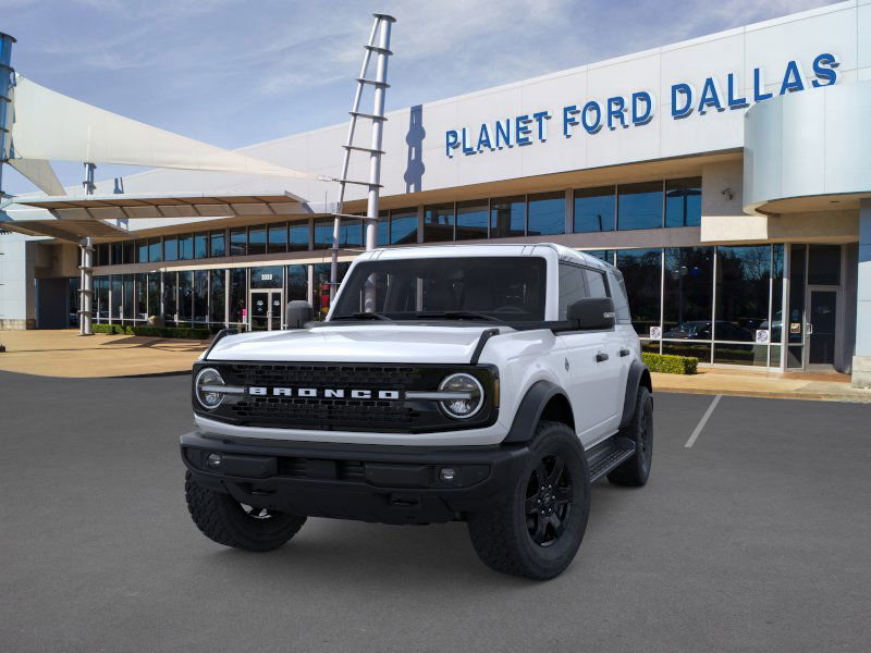 2025 Ford Bronco Outer Banks photo 2