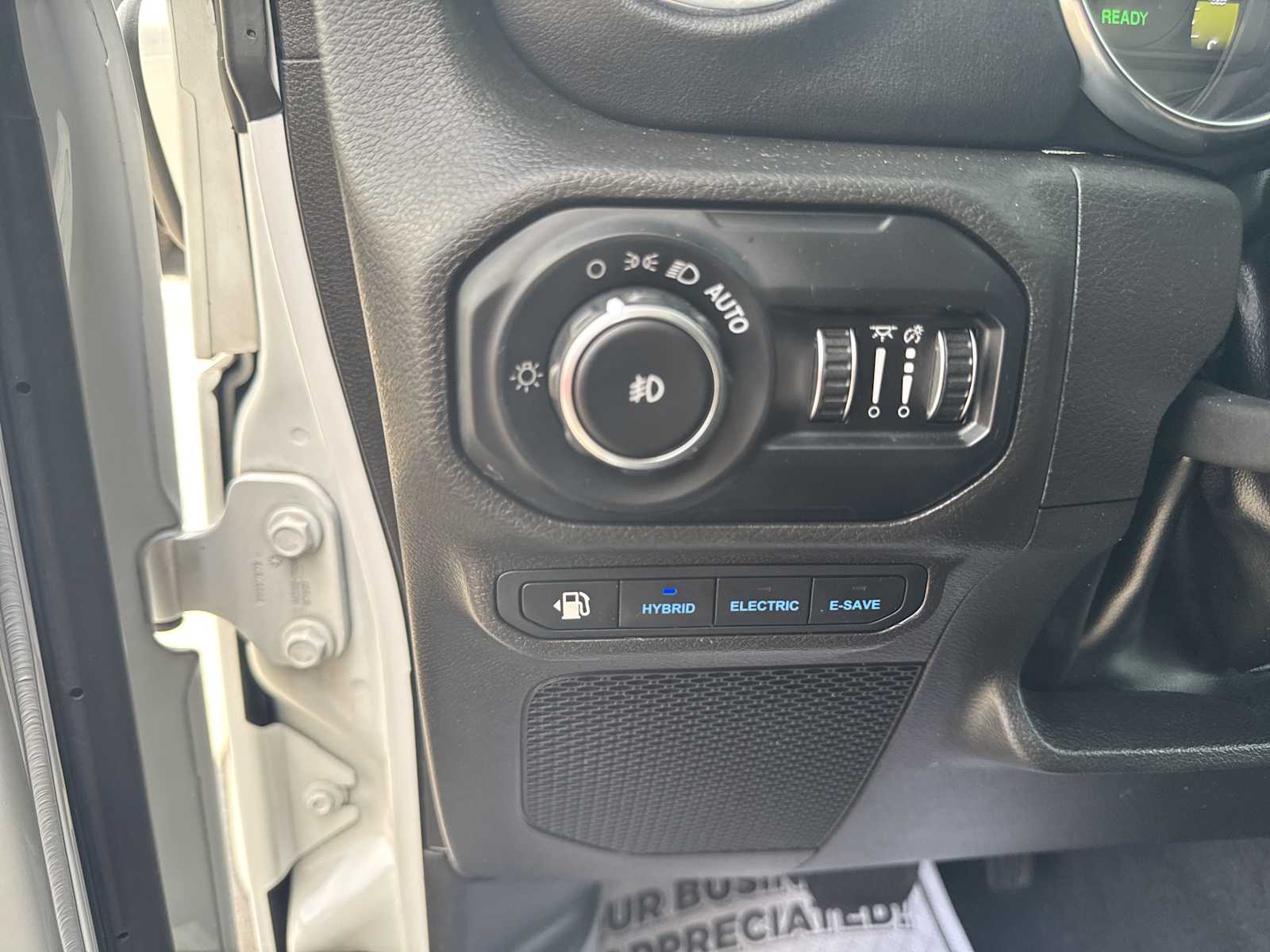 2022 Jeep Wrangler 4xe Unlimited Sahara photo 16