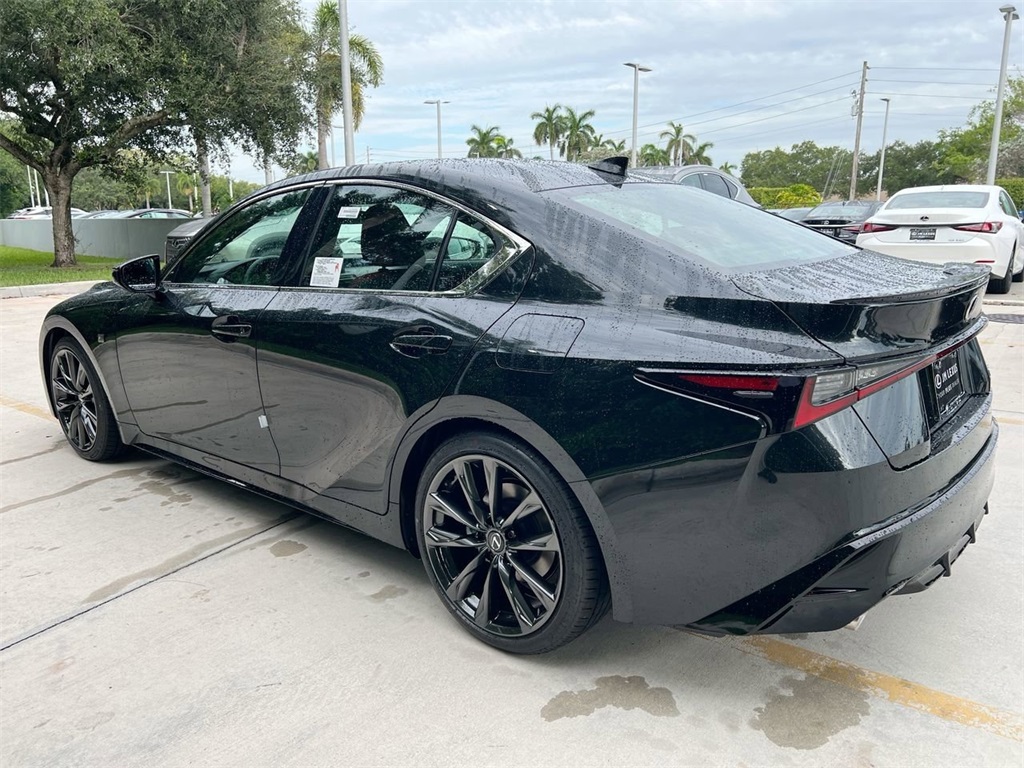 2025 Lexus IS 350 F SPORT photo 3