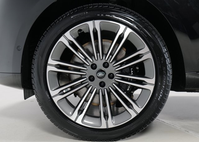 2024 Land Rover Range Rover Autobiography photo 9