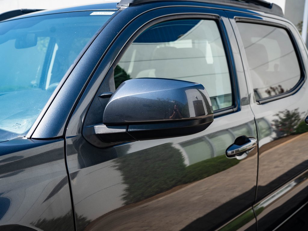2022 Toyota Tacoma SR photo 15
