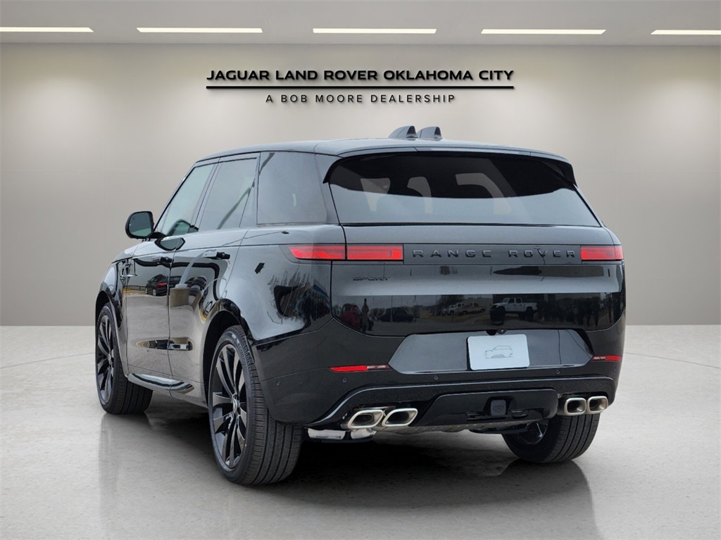 2025 Land Rover Range Rover Sport SE photo 3