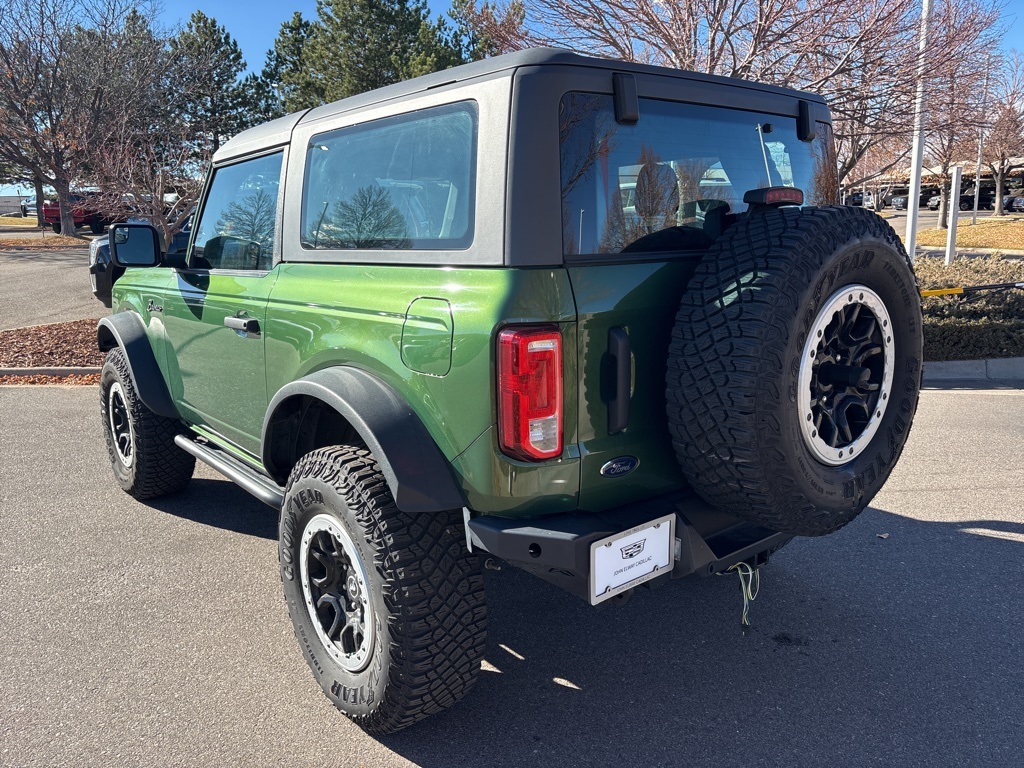 2022 Ford Bronco Base photo 3