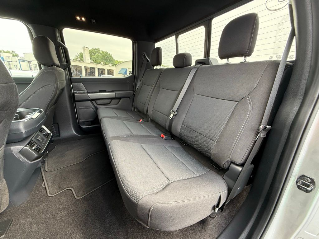 2022 Ford F-150 XLT photo 28