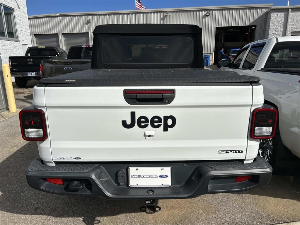 2020 Jeep Gladiator Sport photo 2