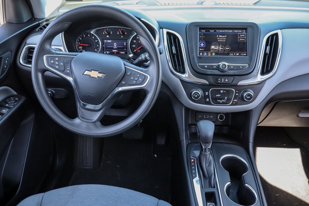 2022 Chevrolet Equinox LS photo 13