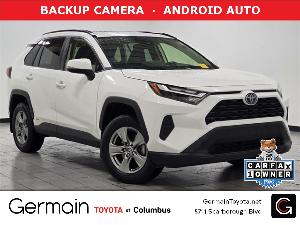 2022 Toyota RAV4 XLE's photo
