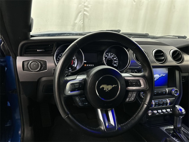 2020 Ford Mustang EcoBoost photo 8