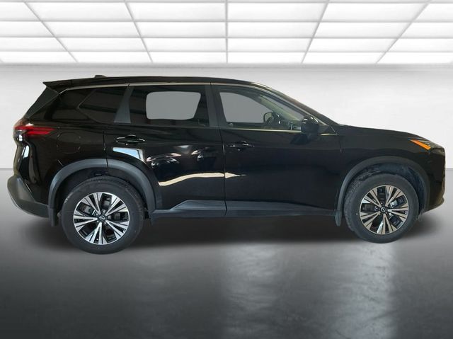 2023 Nissan Rogue SV photo 4