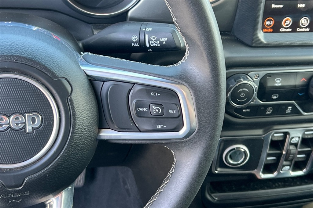 2023 Jeep Gladiator Overland photo 32