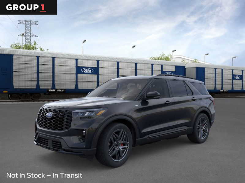 2026 Ford Explorer ST-LINE's photo