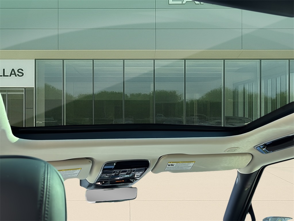 2025 Land Rover Range Rover SE photo 24
