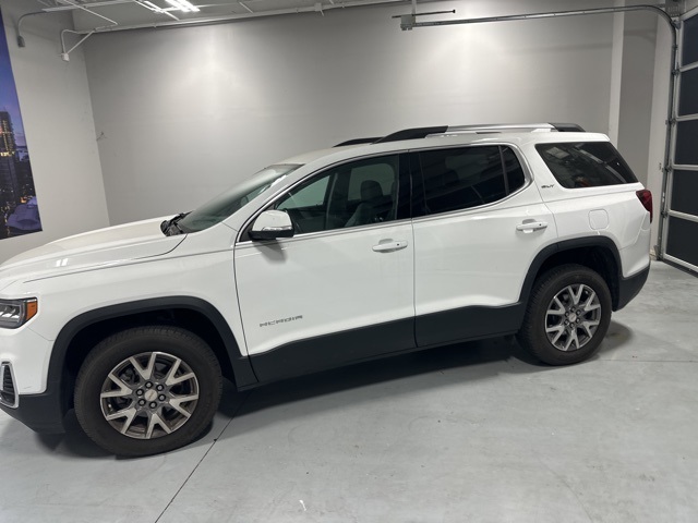 2020 Gmc Acadia SLT photo 3