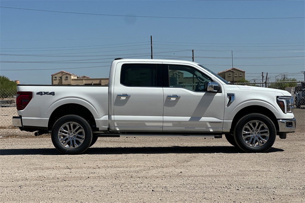 2025 Ford F-150 Lariat photo 3