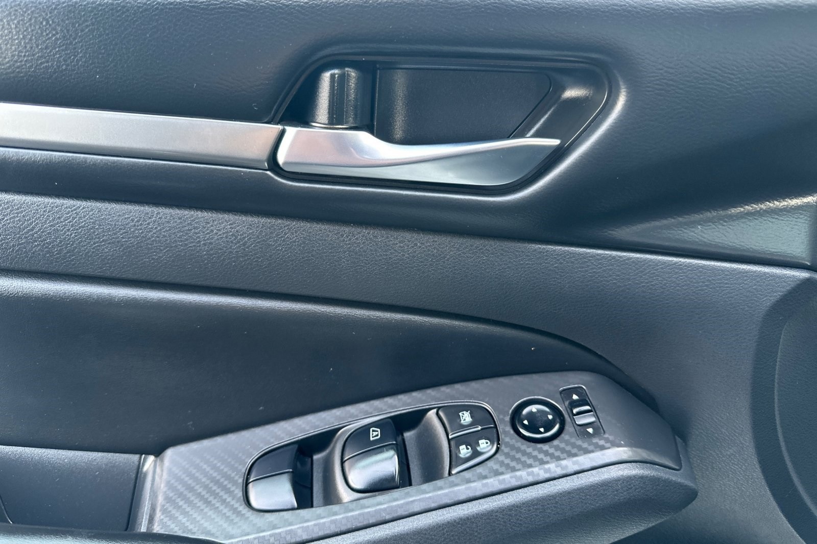 2022 Nissan Altima 2.5 SV photo 11