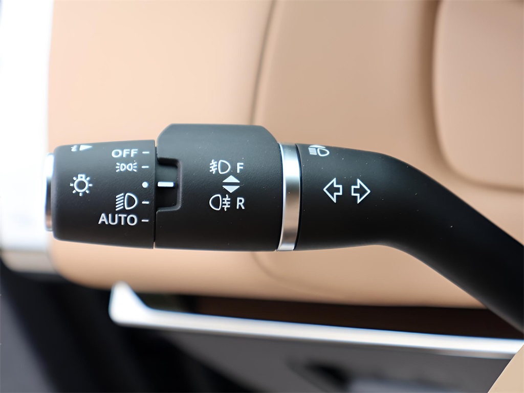 2025 Land Rover Range Rover Sport SE photo 22