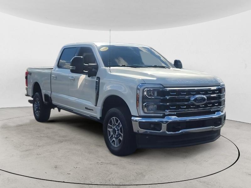 2024 Ford F-350 Super Duty Lariat's photo