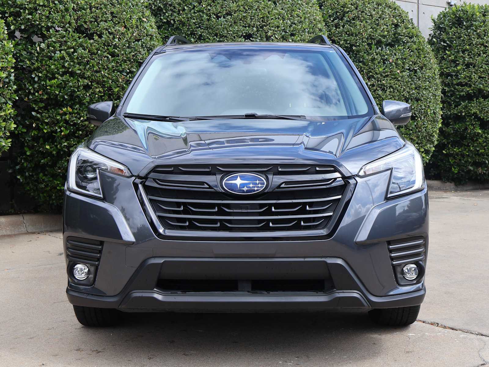 2024 Subaru Forester Limited photo 2
