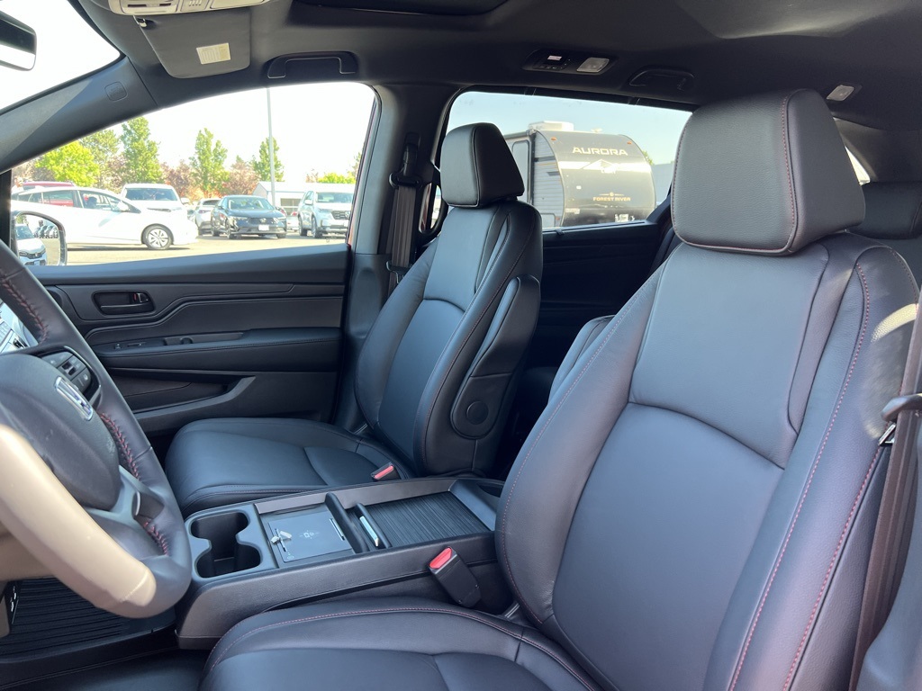 2026 Honda Odyssey Sport photo 13