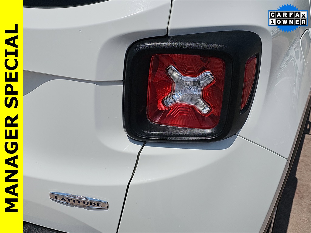 2022 Jeep Renegade Latitude photo 37