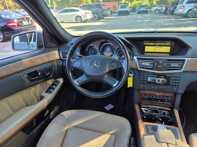 2012 Mercedes Benz E 350 photo 10