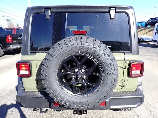 2025 Jeep Wrangler Willys photo 4