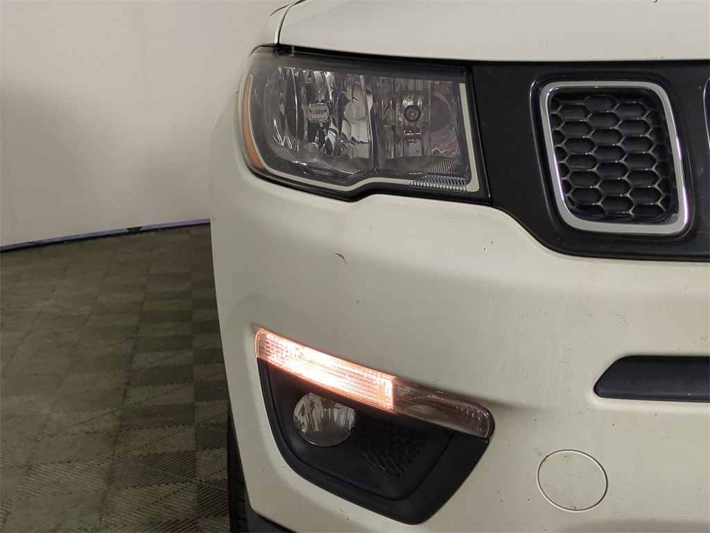 2020 Jeep Compass Latitude photo 10